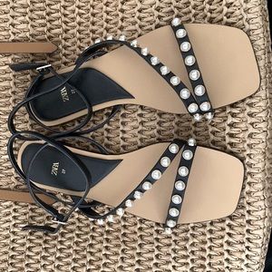 Zara Strap Sandal with pearls 🌸